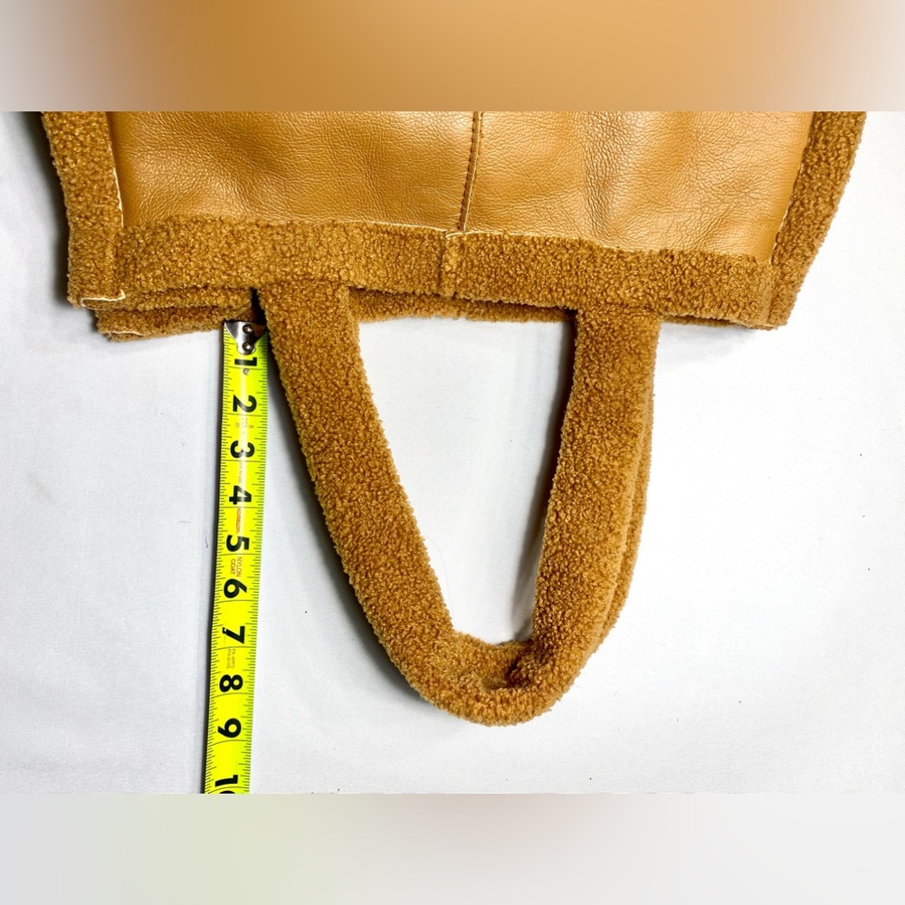 Tan Sherpa tote Bag LIKE DREAMS Women Soft Sherpa Tote Vintage Vegan leather - Picture 12 of 17